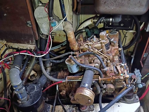 Universal 5411 hp marine - ,, 11